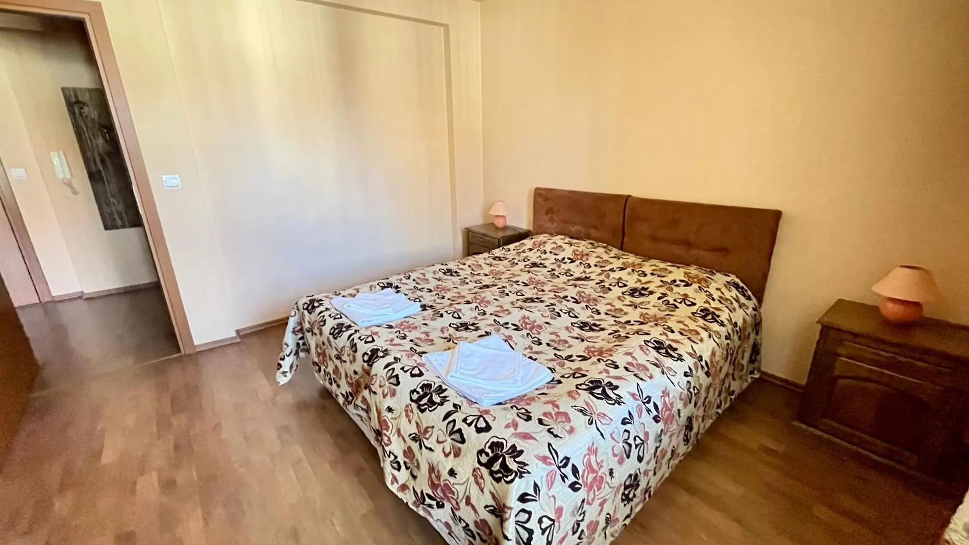 Private Apartments Next To Bellevue Residence Bansko