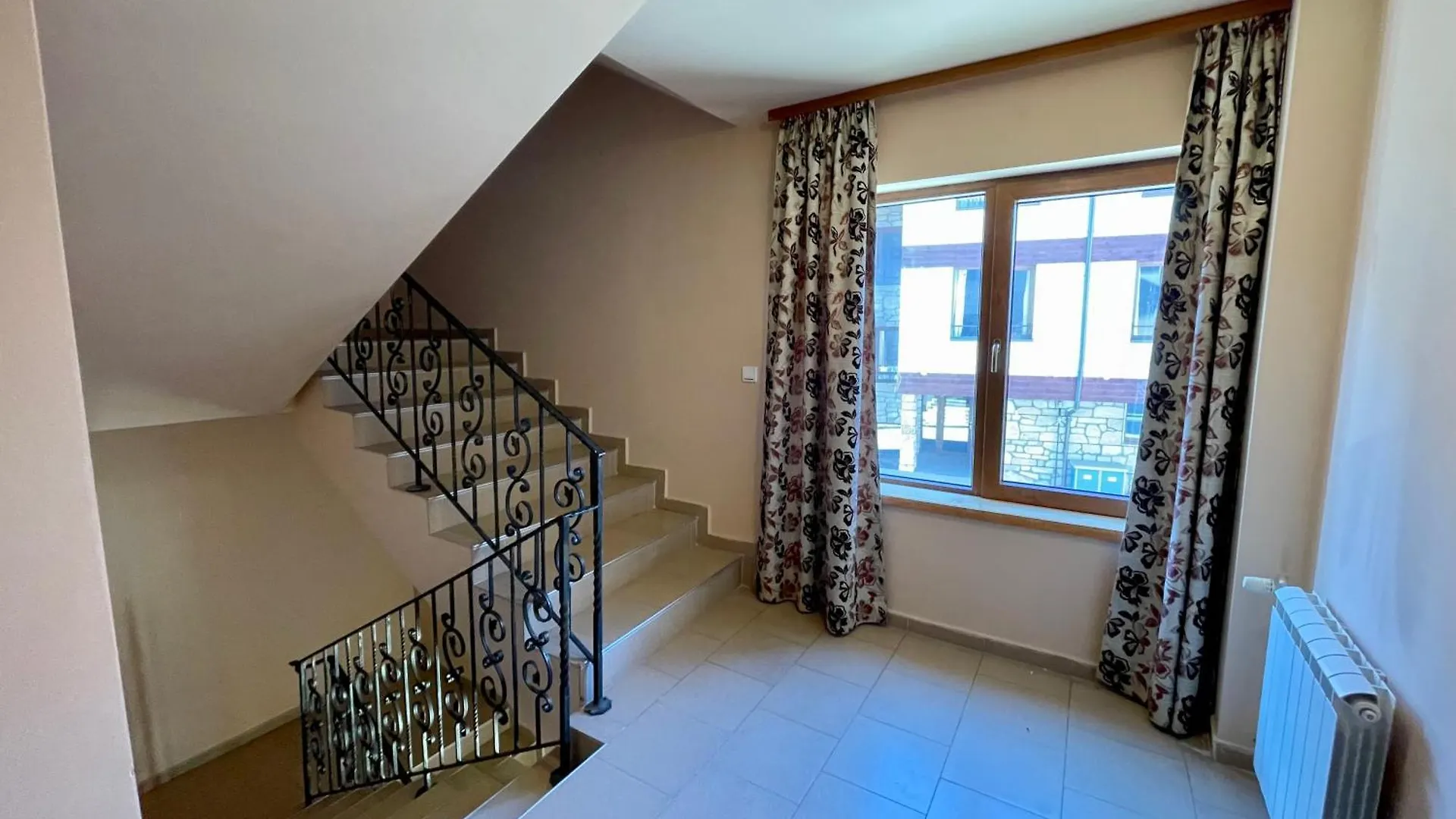 Private Apartments Next To Bellevue Residence Bansko
