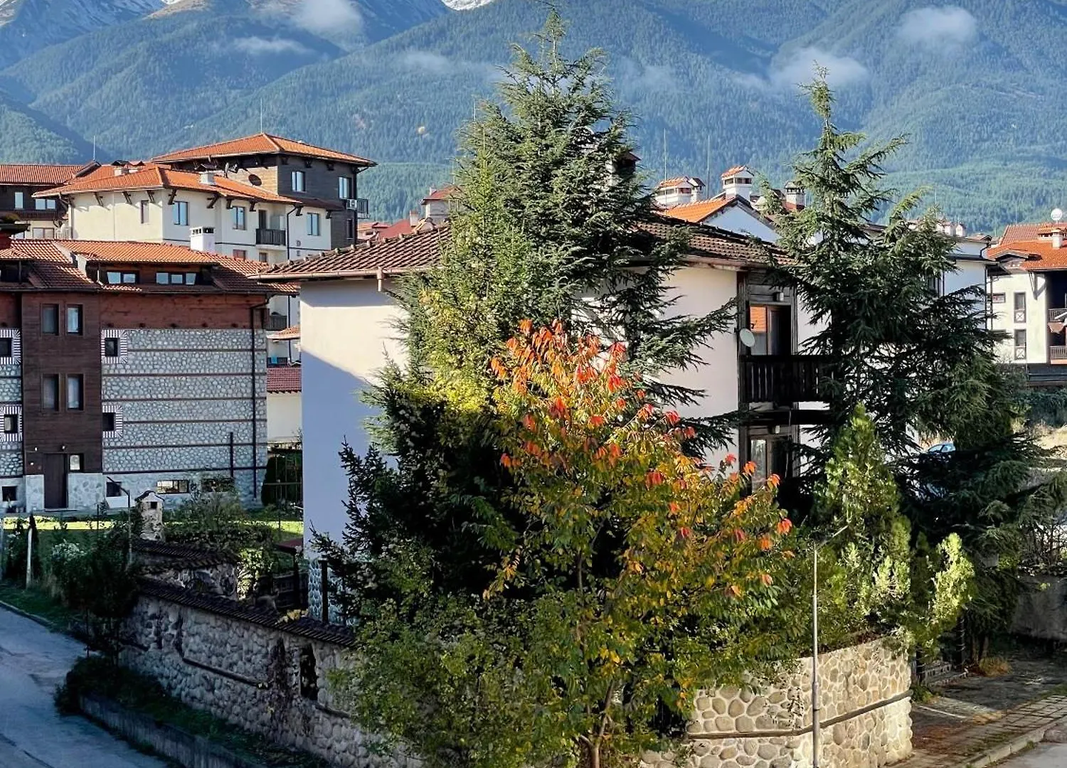 Private Apartments Next To Bellevue Residence Bansko